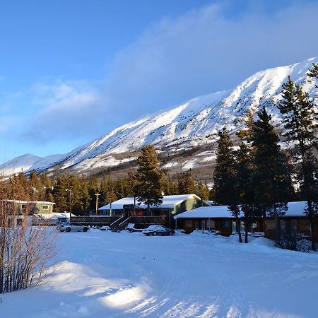 Spirit Lake Lodge Whitehorse Eksteriør billede