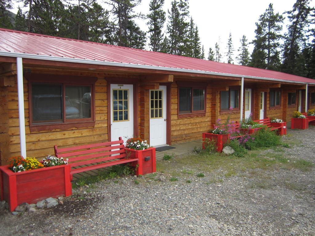 Spirit Lake Lodge Whitehorse Eksteriør billede