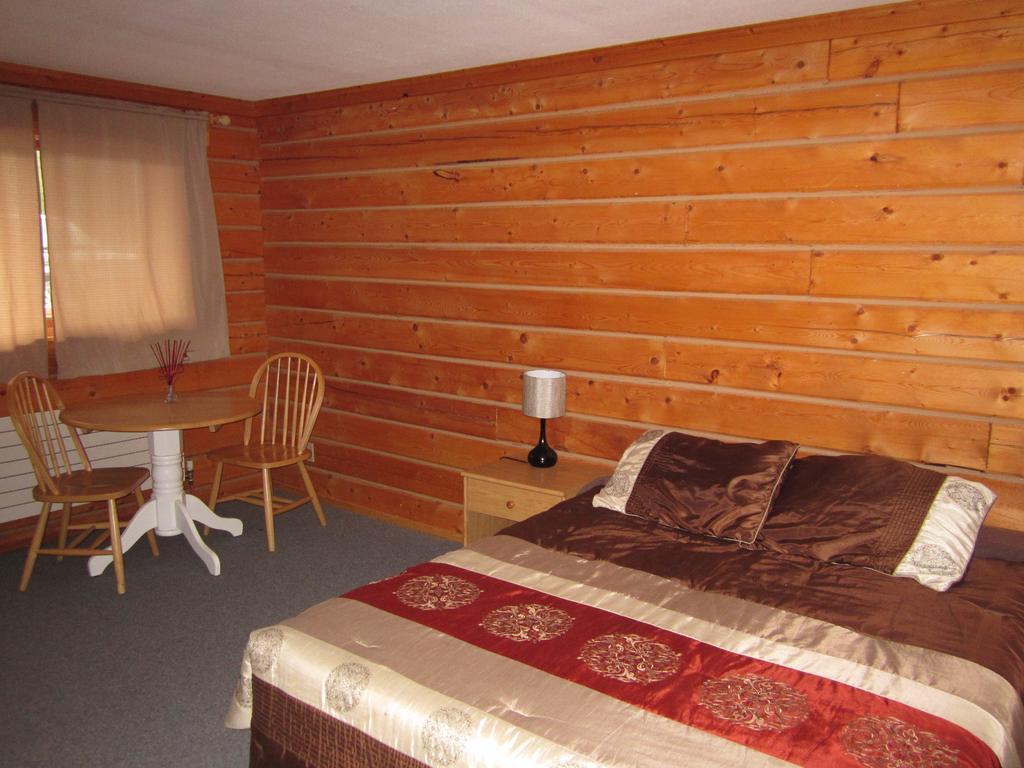 Spirit Lake Lodge Whitehorse Værelse billede